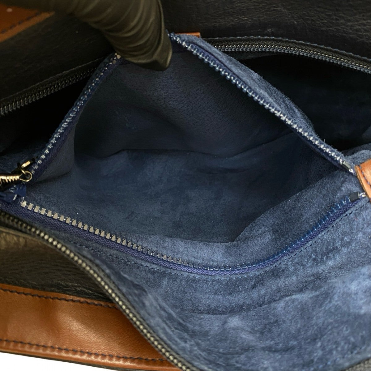 GUCCI Shoulder Bag leather Navy GG logo Women Used Authentic