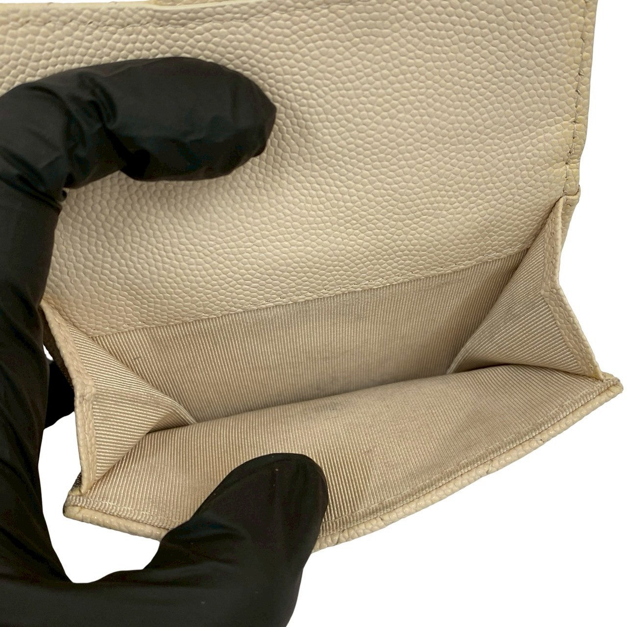 CHANEL Tri-fold wallet Matt caviar skin beige Matrasse