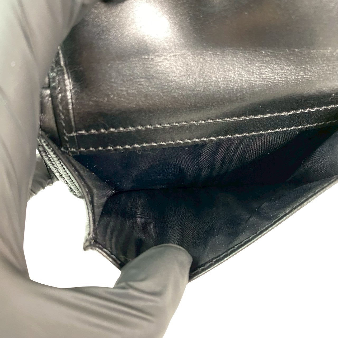 CHANEL Tri-fold wallet Matt caviar skin black