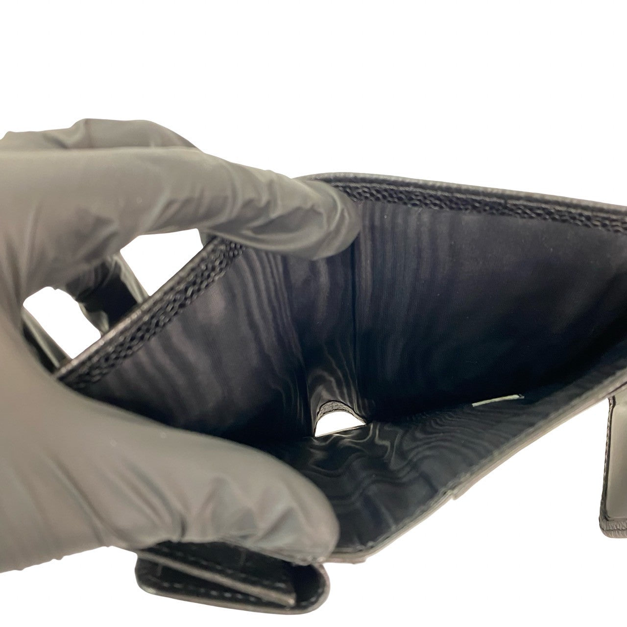 CHANEL Tri-fold wallet Matt caviar skin black