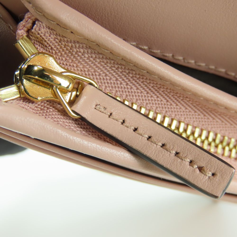 GUCCI Bifold Wallet 723786 leather pink Women Used Authentic