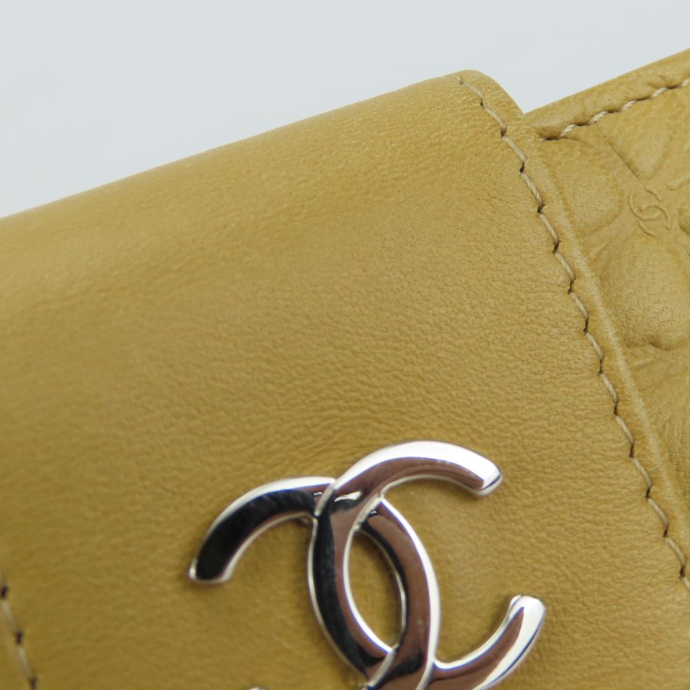 CHANEL Bifold Wallet lambskin beige icon
