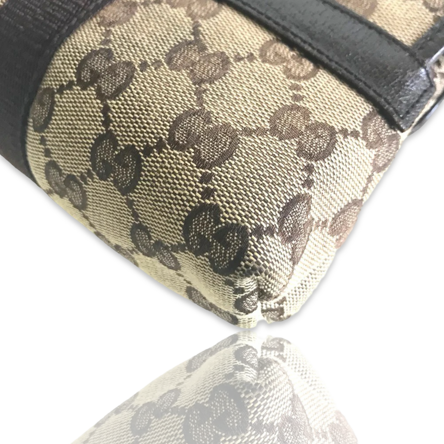 GUCCI GG CANVAS BELT BAG