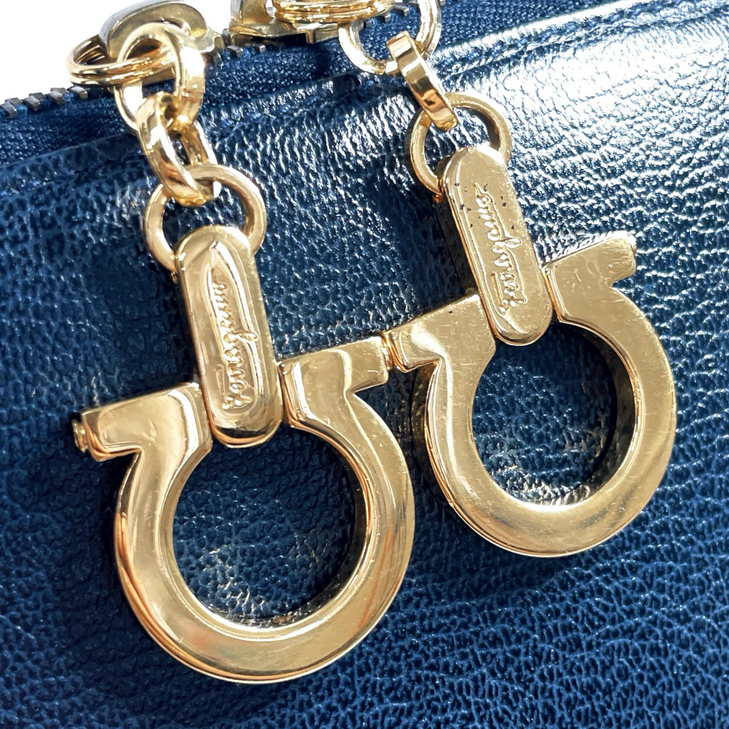 SALVATORE FERRAGAMO GANCINI HANDBAG
