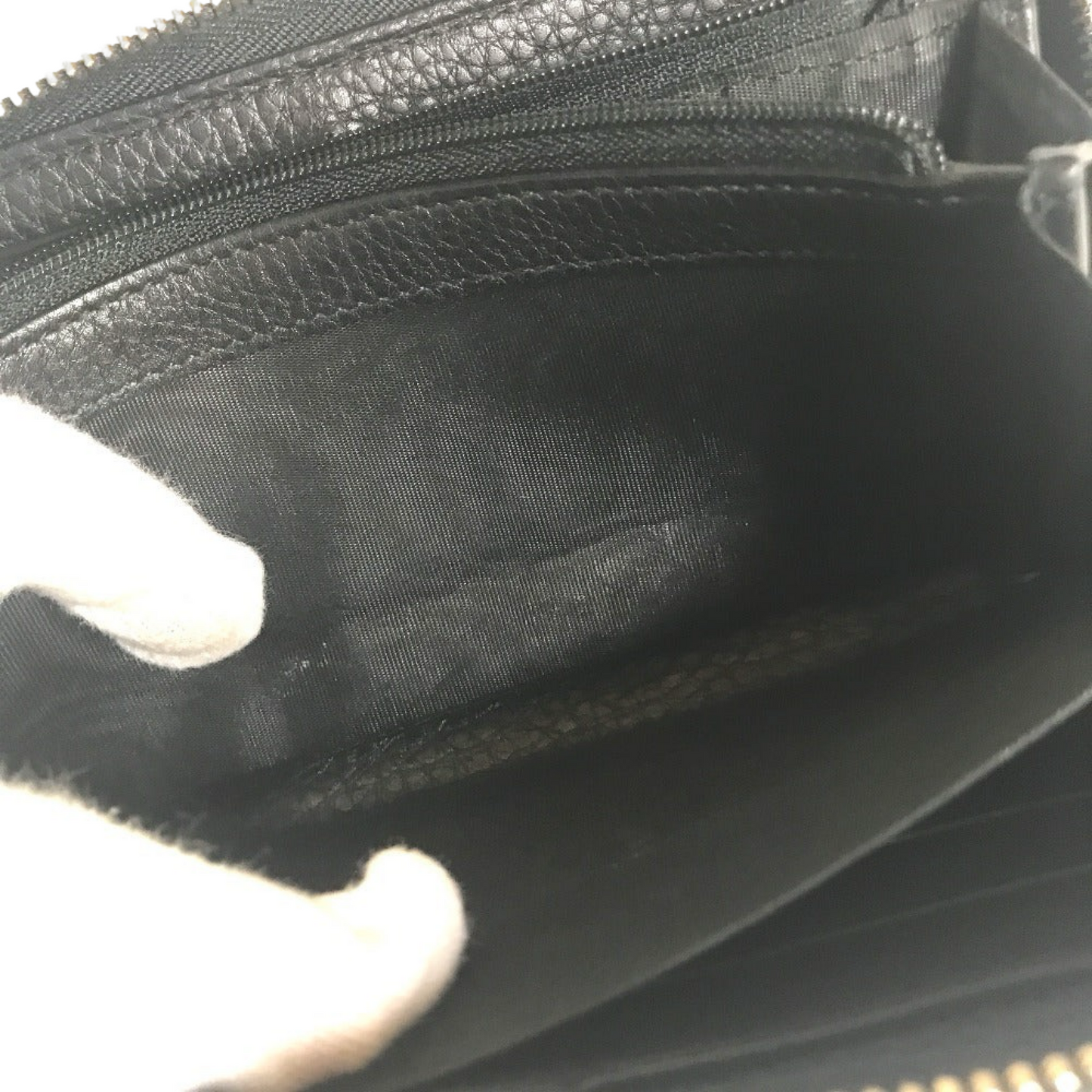 GUCCI SOHO INTERLOCKING ROUND ZIP WALLET