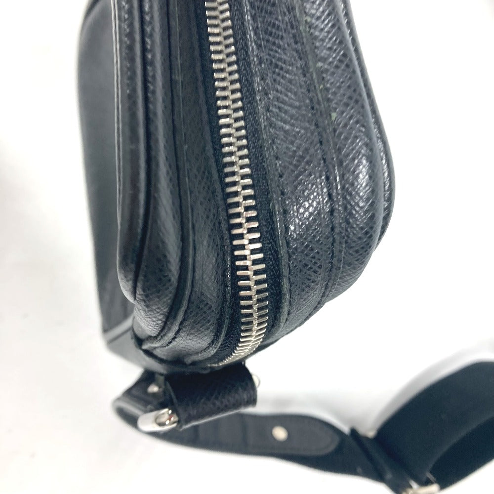 LOUIS VUITTON Shoulder Bag M32462 Taiga Leather black Taiga Dimitri mens Used Authentic