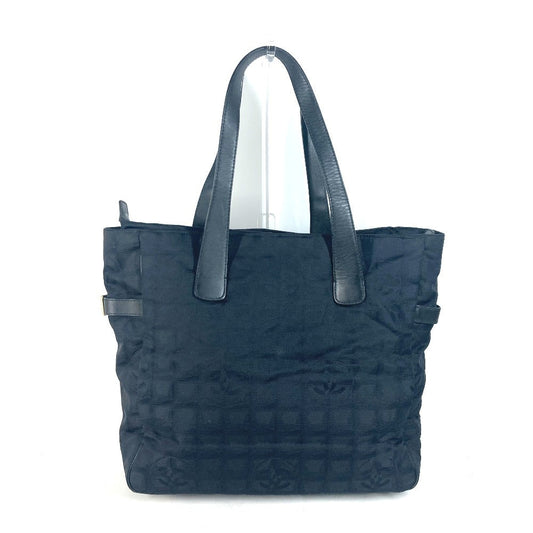 CHANEL Shoulder Bag Nylon canvas, leather black New Travel Line GM