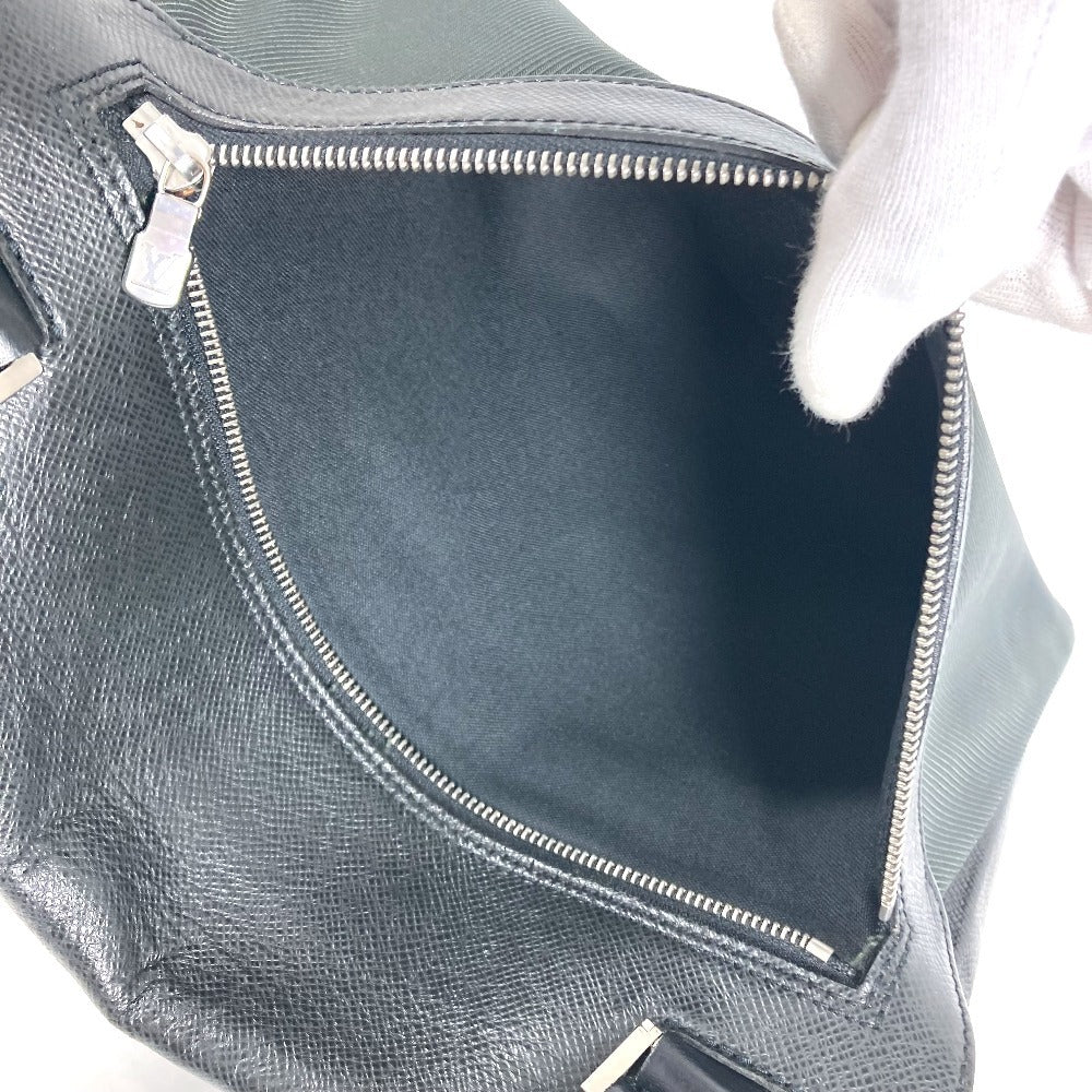 LOUIS VUITTON Shoulder Bag M30882 Nylon, Taiga Leather green Taiga Saratov GM Women Used Authentic