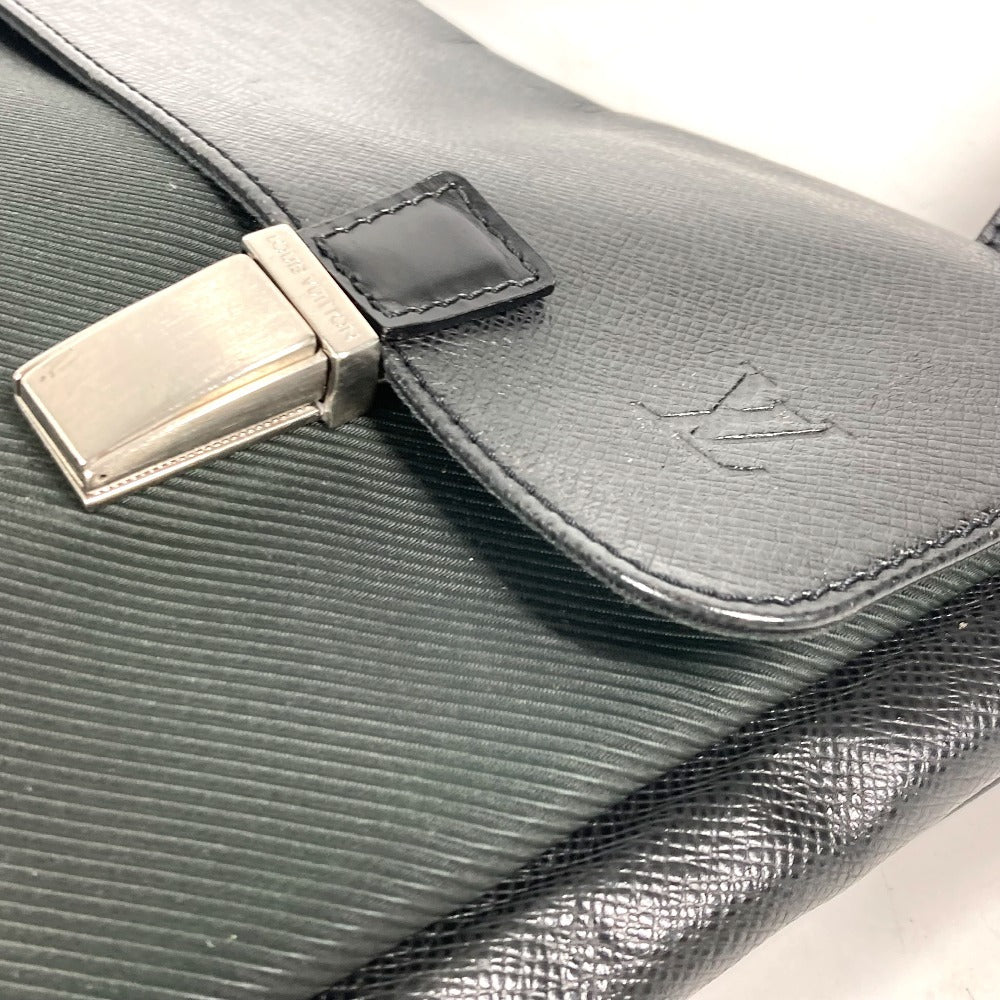 LOUIS VUITTON Shoulder Bag M30882 Nylon, Taiga Leather green Taiga Saratov GM Women Used Authentic