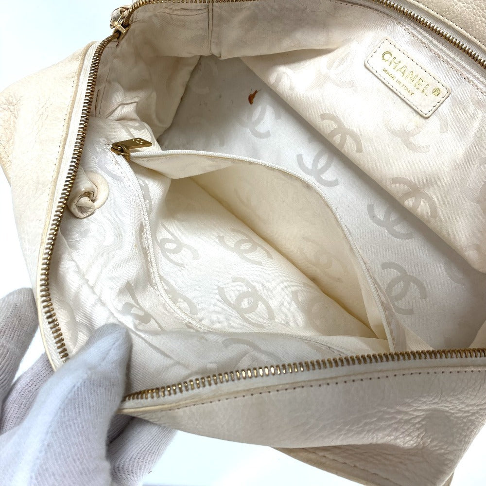 CHANEL Shoulder Bag leather white Shoulder CC COCO Mark logo