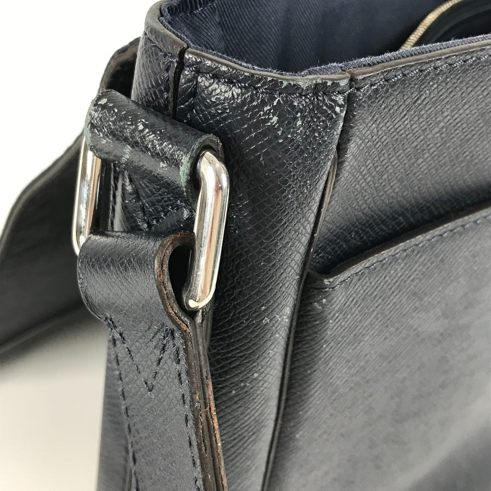 LOUIS VUITTON Shoulder Bag M32624 Taiga Leather Navy Taiga Roman MM
