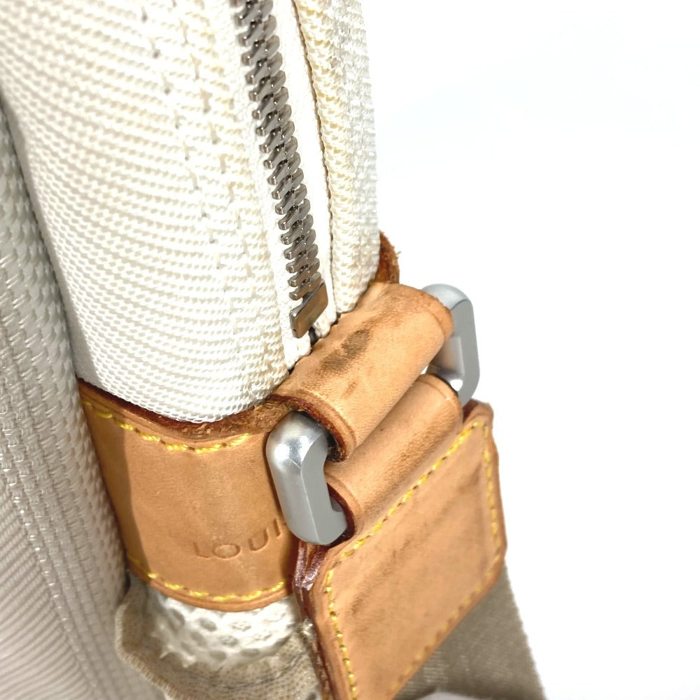 LOUIS VUITTON Shoulder Bag M80637 canvas white Damier Geant Louis Vuitton Cup LVCUP Weatherly