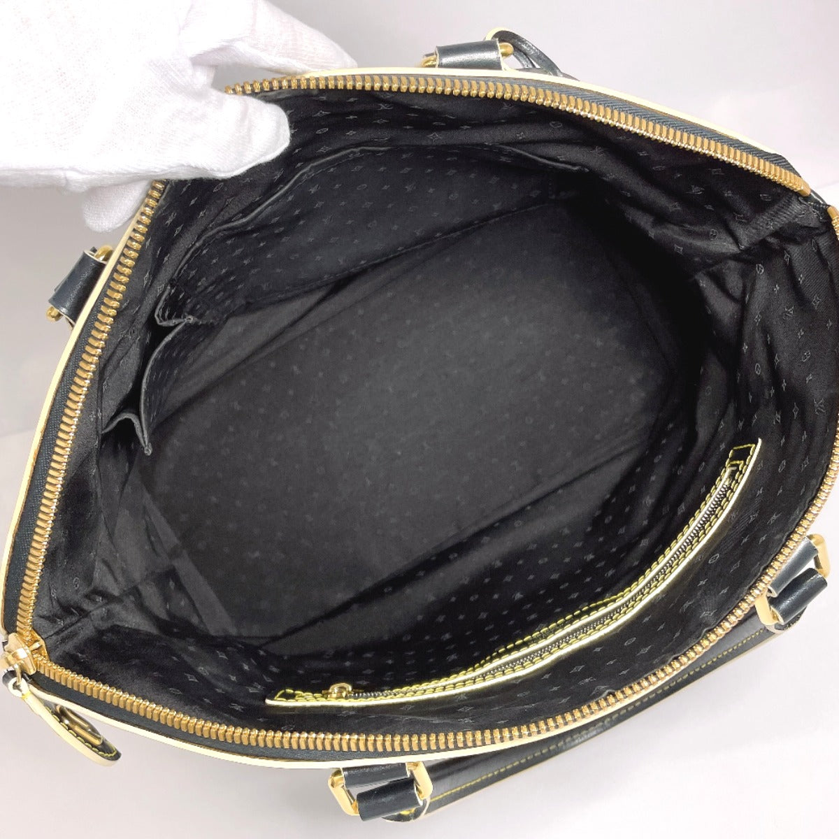 LOUIS VUITTON Handbag M91875 leather black Suhari Lockit MM
