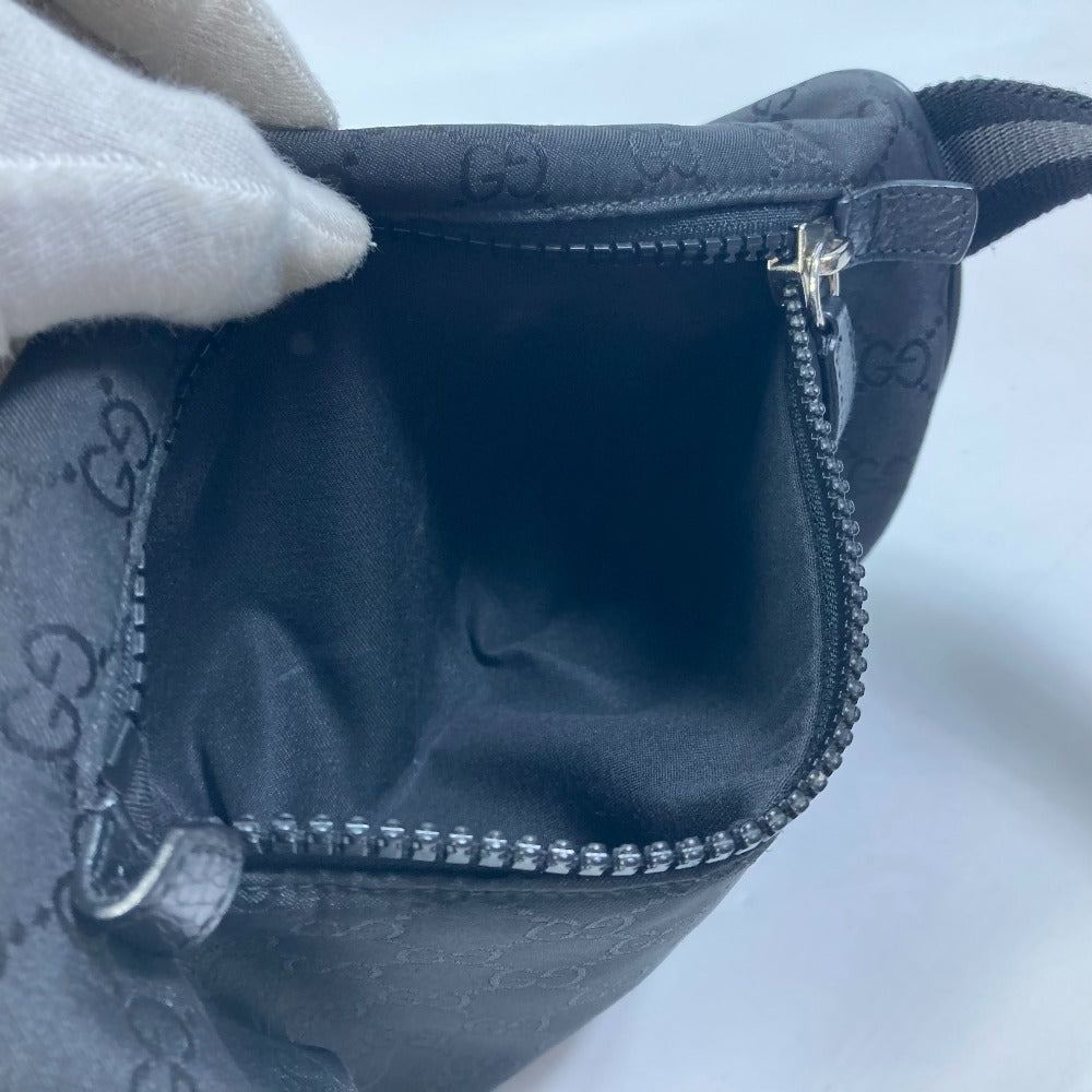 GUCCI Waist bag 449182 Nylon black GG Belt bag Shoulder Bag mens Used Authentic