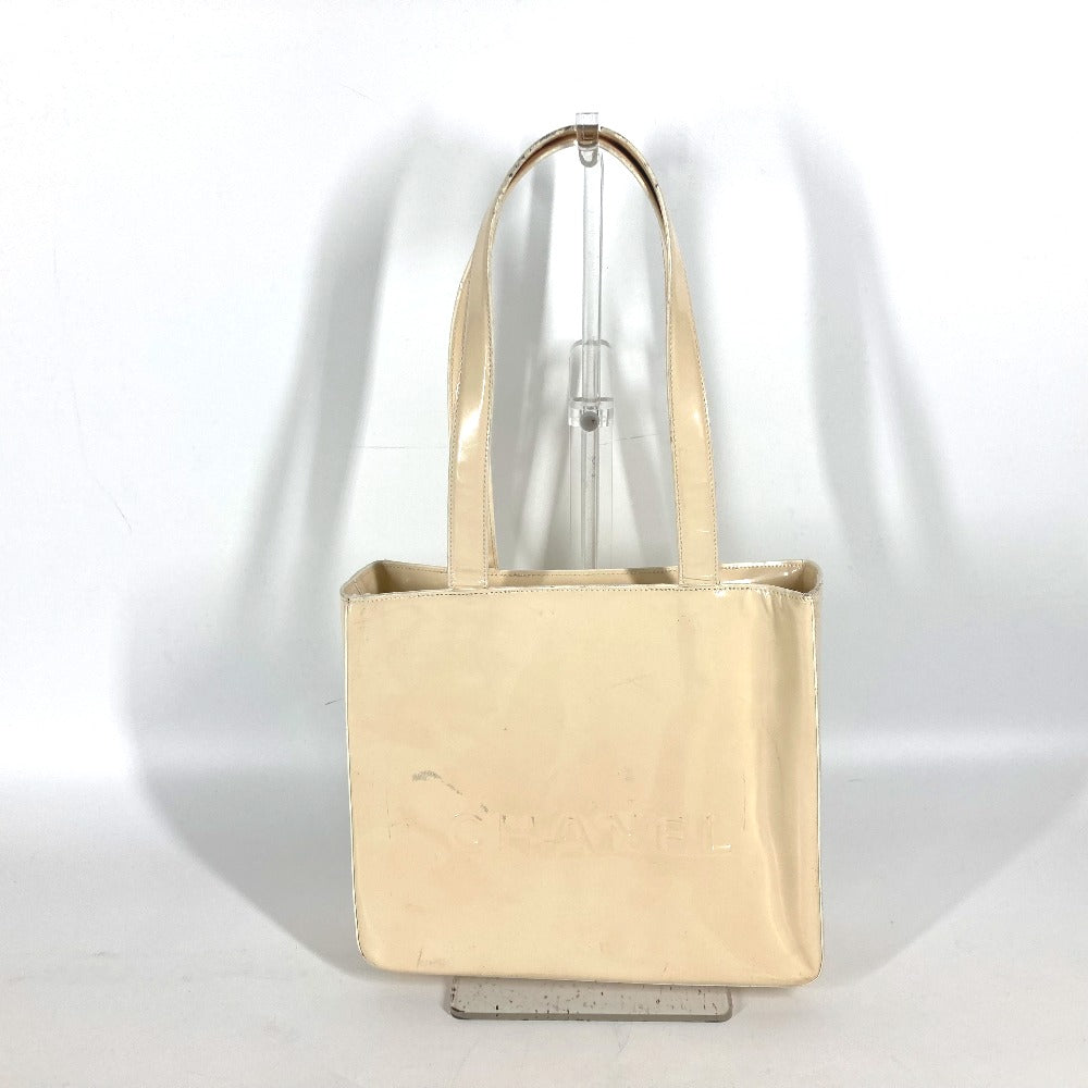 CHANEL Shoulder Bag Patent leather Ivorytype logo Women Used Authentic