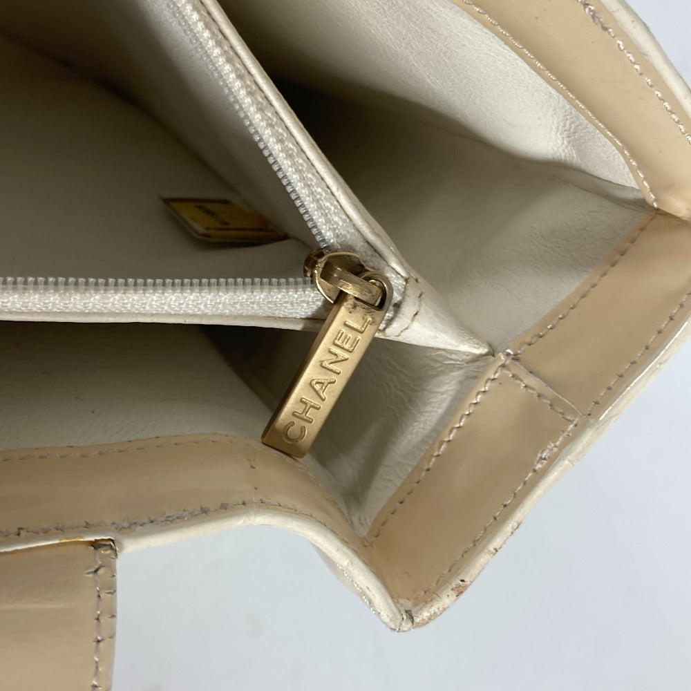CHANEL Shoulder Bag Patent leather Ivorytype logo Women Used Authentic