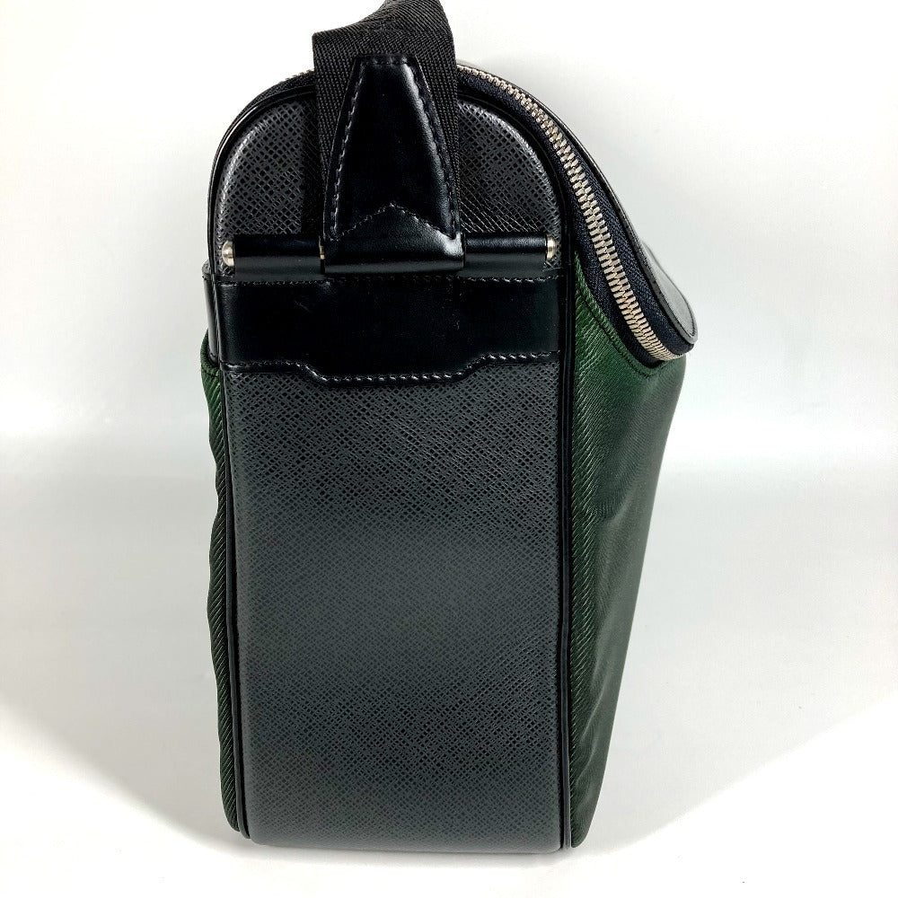 LOUIS VUITTON Shoulder Bag M30862 Taiga Leather, Nylon khaki Taiga Thai meal