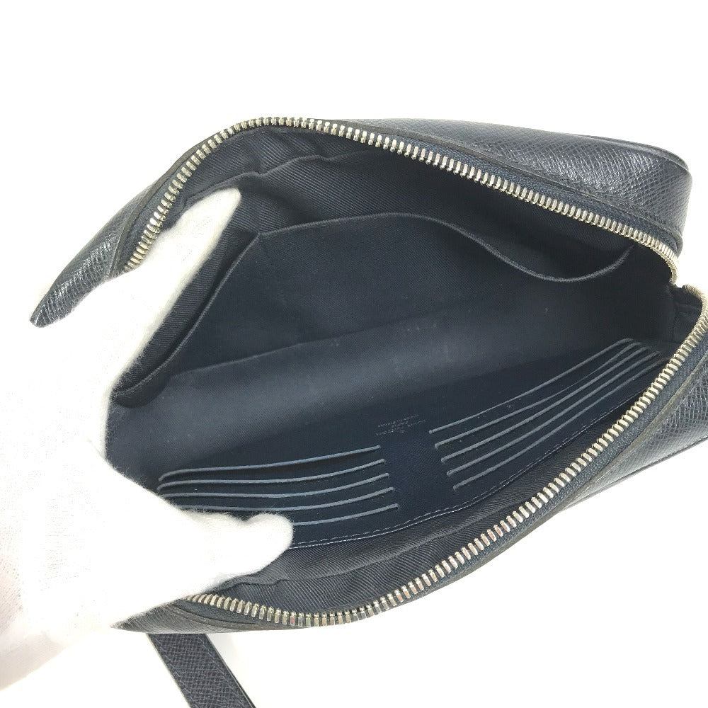 LOUIS VUITTON business bag M33423 Taiga Leather Navy Taiga Pochette Kasai