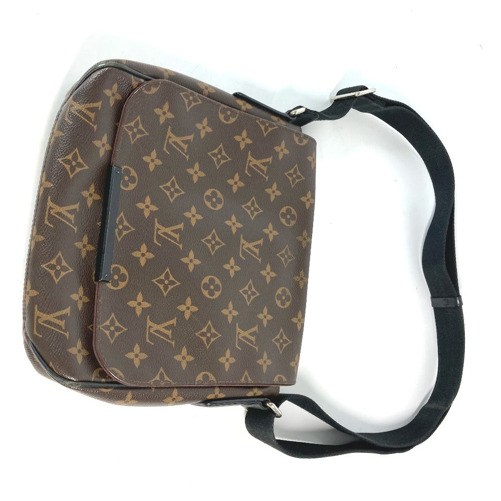 LOUIS VUITTON Shoulder Bag M40935 Monogram macacer canvas Brown Monogram macacer District PM mens Used Authentic