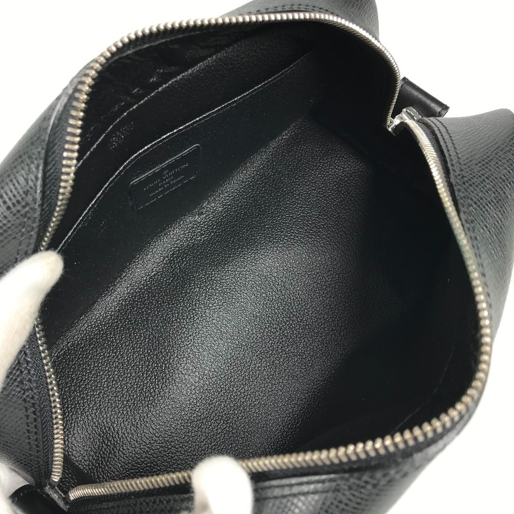 LOUIS VUITTON business bag M30222 Taiga Leather black Taiga Truest Cracking PM