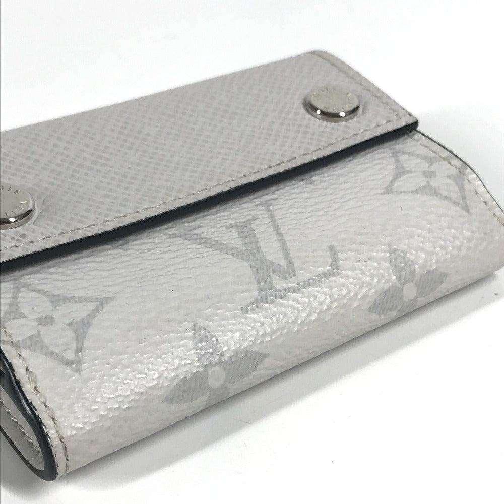 LOUIS VUITTON Trifold wallet M67621 Taiga Leather, Monogram Canvas white Taigalama Discovery compact wallet