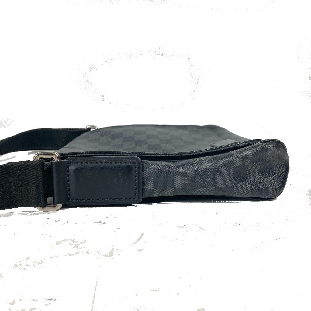 LOUIS VUITTON Shoulder Bag N41260 Damier Grafitto Canvas black Damier Grafitte District PM mens Used Authentic