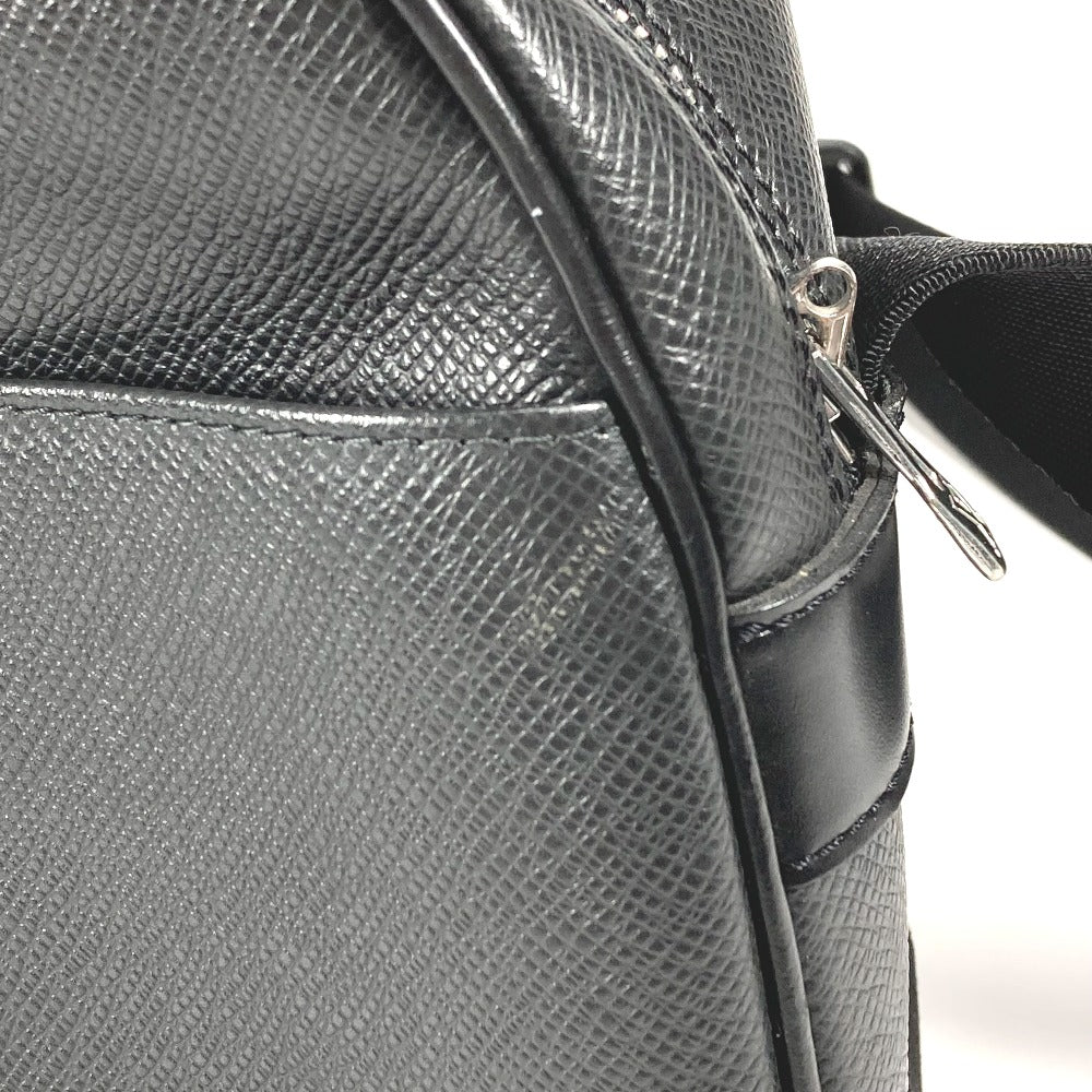 LOUIS VUITTON Shoulder Bag M30152 Taiga Leather black Taiga Reporter PM unisex(Unisex) Used Authentic