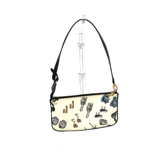 LOUIS VUITTON Shoulder Bag M90928 Patent leather white Vernis Sticker Pochette Accessoires