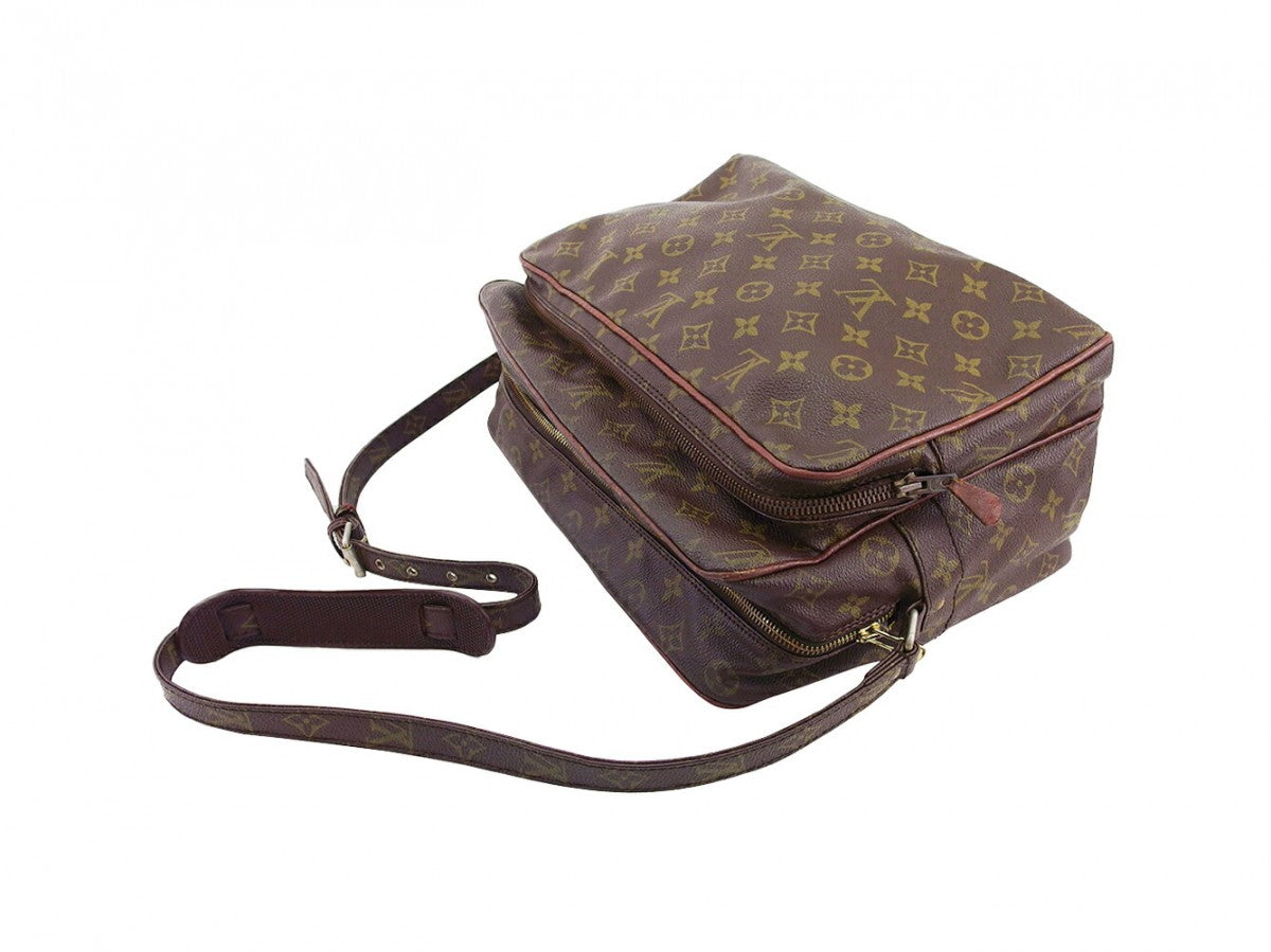 LOUIS VUITTON Shoulder Bag Brown Old Nil