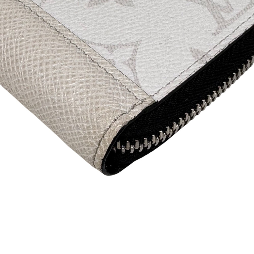 LOUIS VUITTON Long Wallet Purse M31078 leather white Taigalama Zippy Wallet Vertical Women Used Authentic