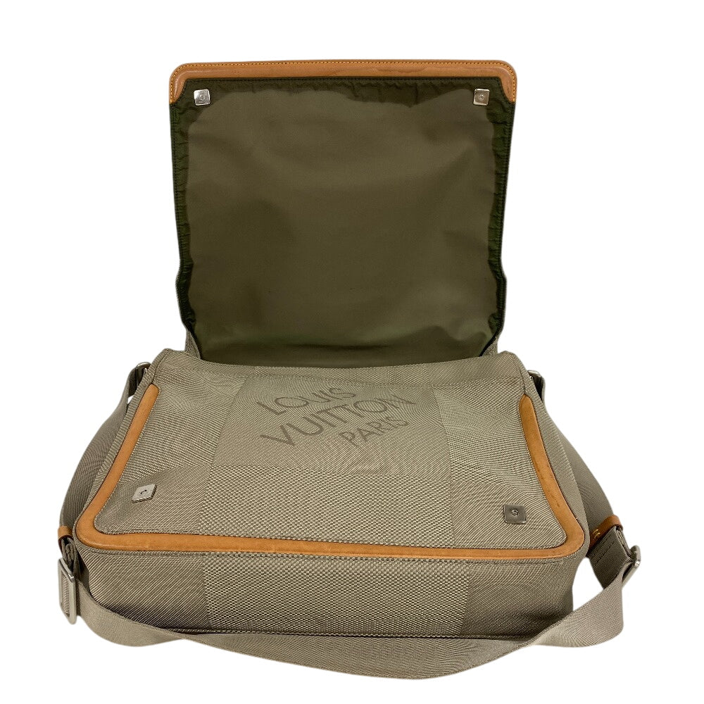 LOUIS VUITTON Messenger bag M93030 Nylon khaki Damier Jean Messier mens Used Authentic