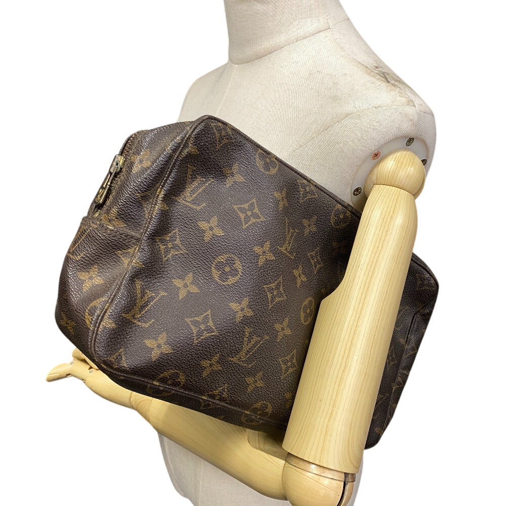 LOUIS VUITTON Clutch bag M47522 leather Brown Monogram Truth Cracking Ty 28