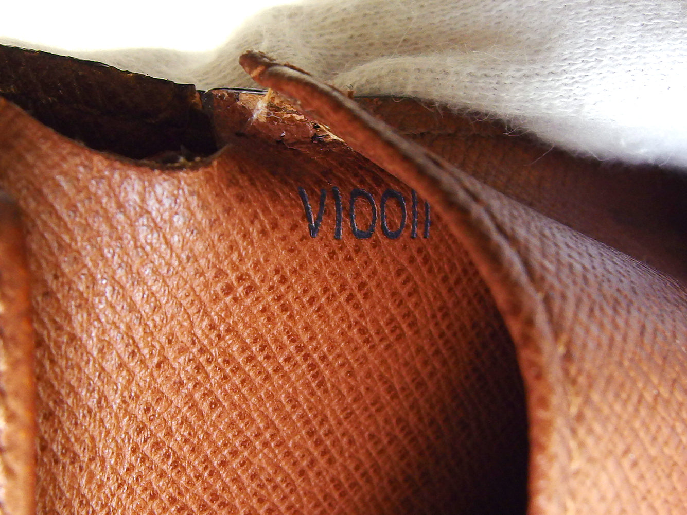 LOUIS VUITTON Bifold Wallet M61665 Brown beige Porte Billets Cartes Crdit Monet