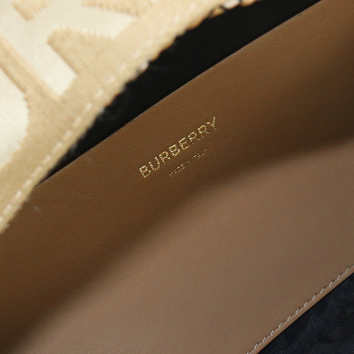 BURBERRY BU83947 Belt bag body Nylon Beige mens(unisex) Used Authentic