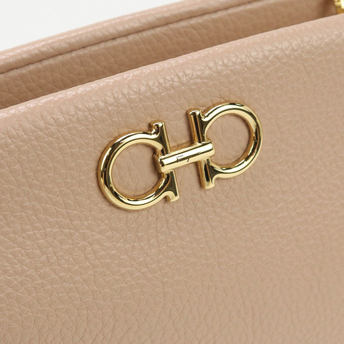 FERRAGAMO 22 0334 ChainShoulder Gancini Diagonal bag Calfskin pink Women