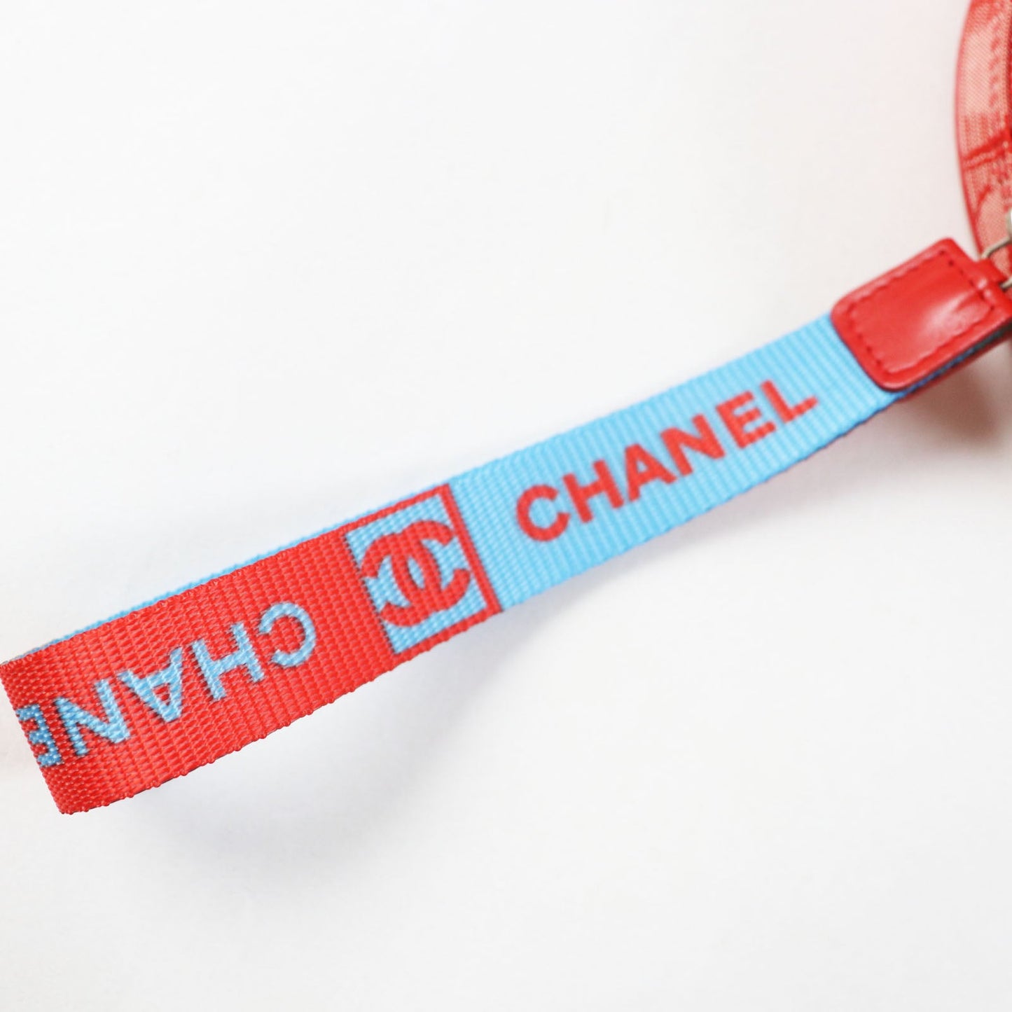 CHANEL Pouch 6859809 No nylon notation (nylon type) Red New travel line Women Used Authentic