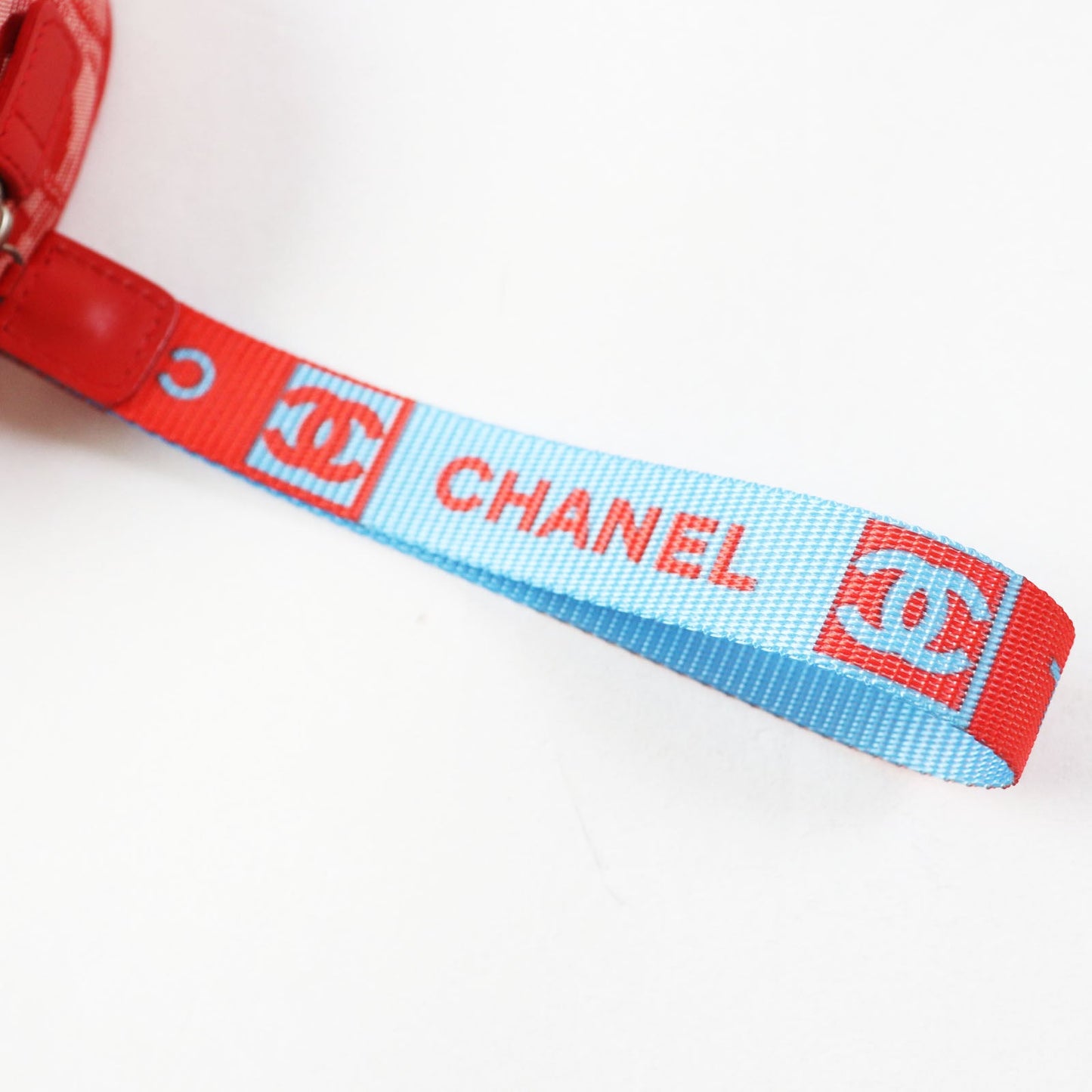 CHANEL Pouch 6859809 No nylon notation (nylon type) Red New travel line Women Used Authentic