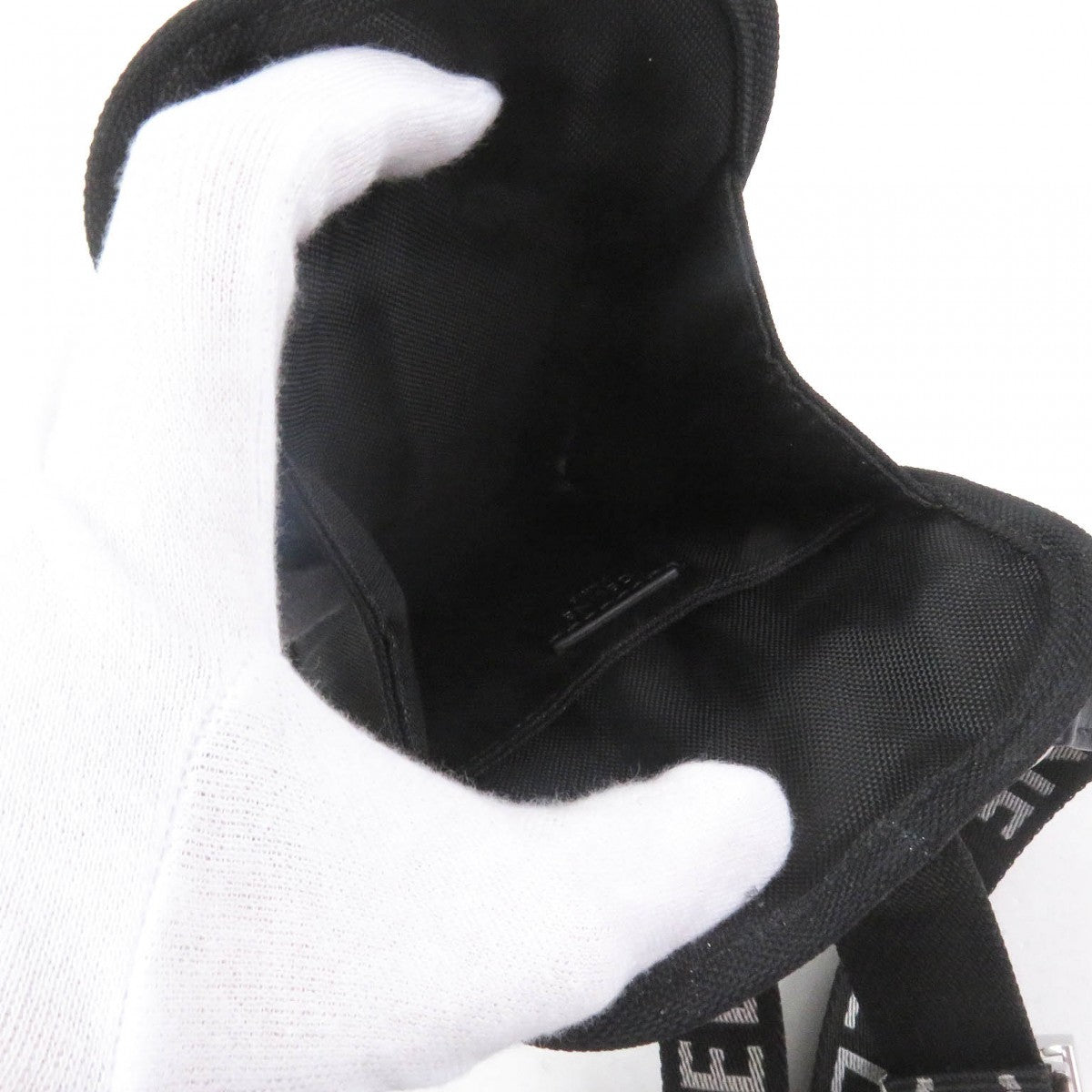 CELINE Pouch 10J21 Nylon canvas black Trekking Mobile Phone Pouch mens(Unisex) Used Authentic