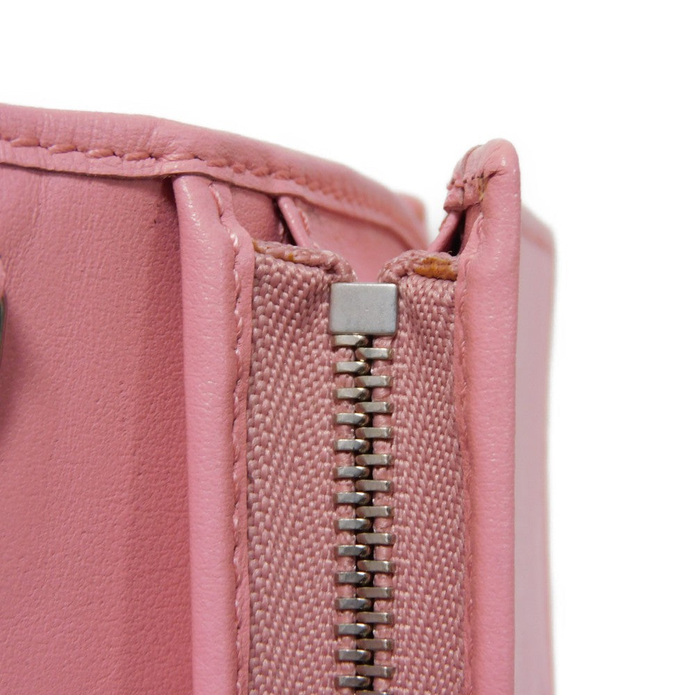 GUCCI Bifold Wallet 625693 DTD1T 5815 Calf leather Wild rose Chevron, in good condition GG Marmont Quilted Compact Chain Wallet Women Used Authentic