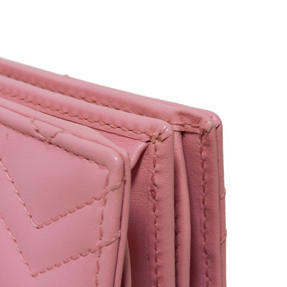 GUCCI Bifold Wallet 625693 DTD1T 5815 Calf leather Wild rose Chevron, in good condition GG Marmont Quilted Compact Chain Wallet Women Used Authentic