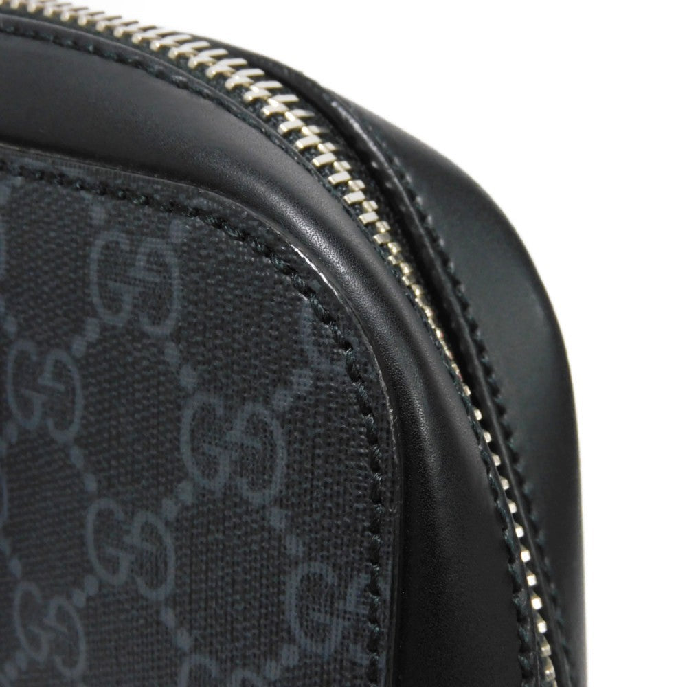 GUCCI Business bag 474135 GG Supreme canvas (polyurethane processing) x Calfskin leather black Handbag logo embossed leather patch GG Supreme Briefcase mens Used Authentic