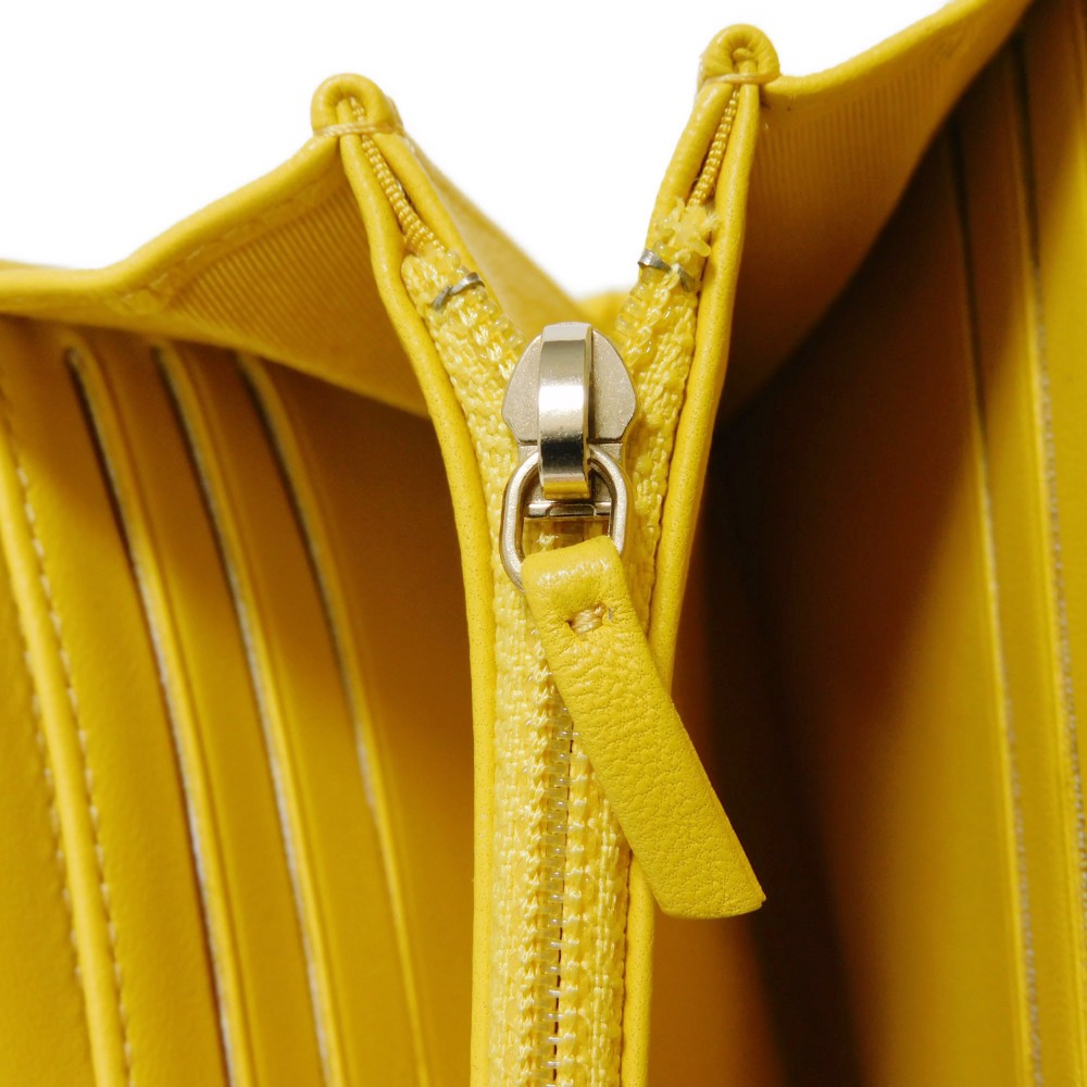 CHANEL Long Wallet Purse A80286 lambskin yellow COCO Mark Quilted Lambskin 27 Series Matrasse Boy Chanel Long Flap Wallet unisex(Unisex) Used Authentic