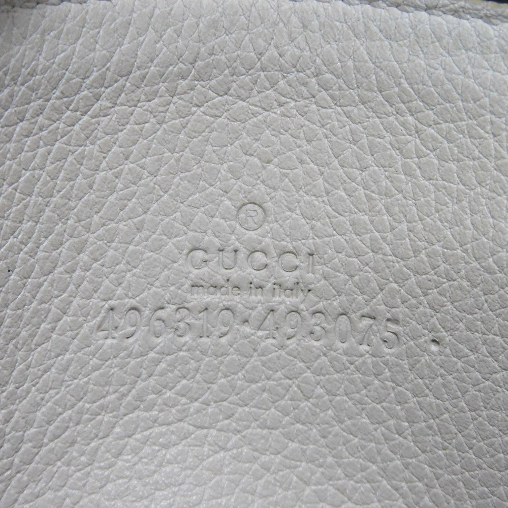GUCCI Coin case 496319 0GCAT 8820 Textured leather Ivory x green x red Shelley Webb White Vintage logo print Compact zip-around wallet unisex(Unisex) Used Authentic