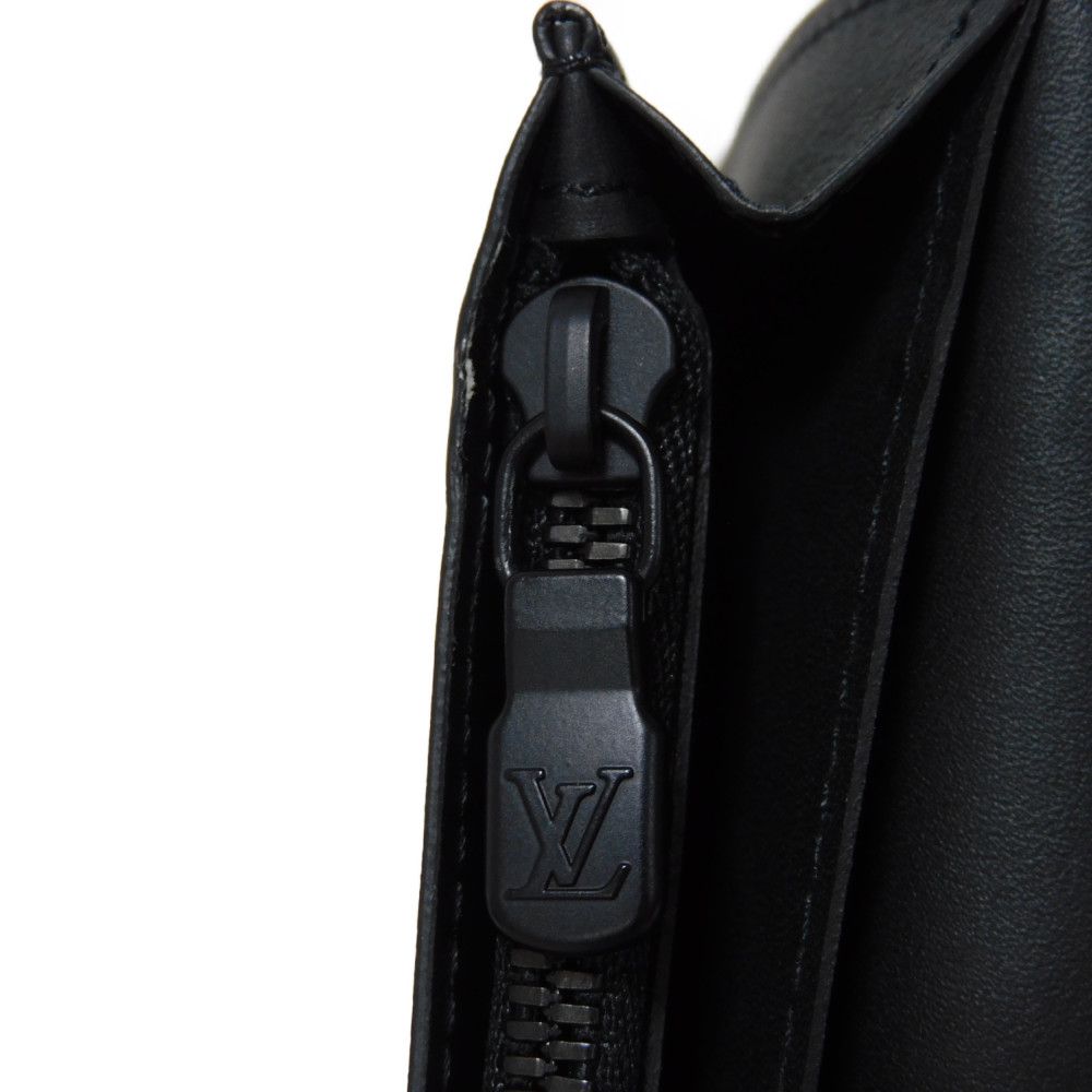 LOUIS VUITTON Long Wallet Purse M62900 Shadow leather (monogram embossing) Noir LV Logo Flower Embossed Black Bifold Wallet Monogram shadow Portefeuille Braza mens Used Authentic