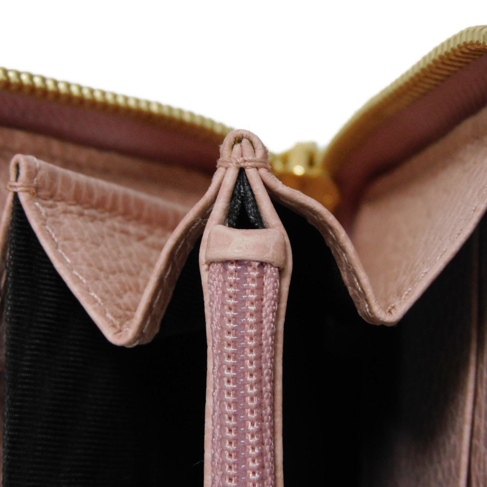 GUCCI Long Wallet Purse 456117 CAO0G 5909 Textured leather Perfect pink Pastel Zip Around GG Marmont Double G zip around wallet Women Used Authentic