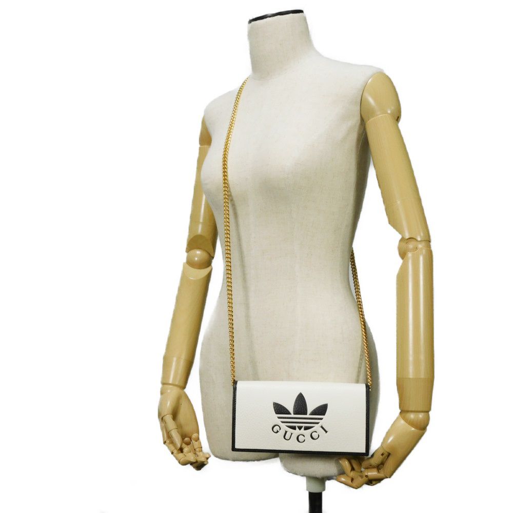 GUCCI Shoulder Bag 621892 UZ3BG 8847 Textured leather white trefoil logo Adidas Chain Wallet