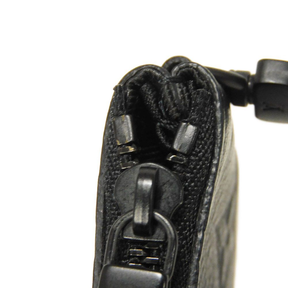 LOUIS VUITTON Coin case M69827 Shadow leather (monogram embossing) black Monogram shadow Duo Messenger Coin Pocket only