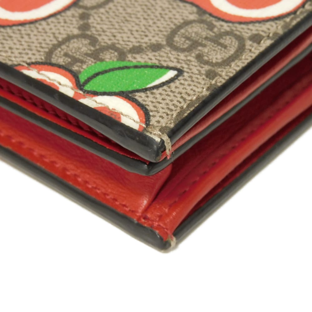GUCCI Bifold Wallet 624641 2BQAG 8646 GG Supreme canvas (polyurethane processing) beige GG Supreme GG Apple Compact Wallet