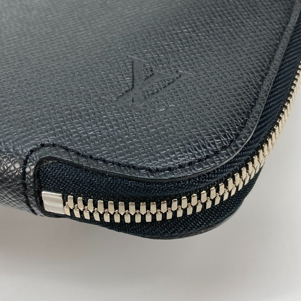 LOUIS VUITTON Business bag M32612 Taiga Leather black Taiga Vladimir mens Used Authentic