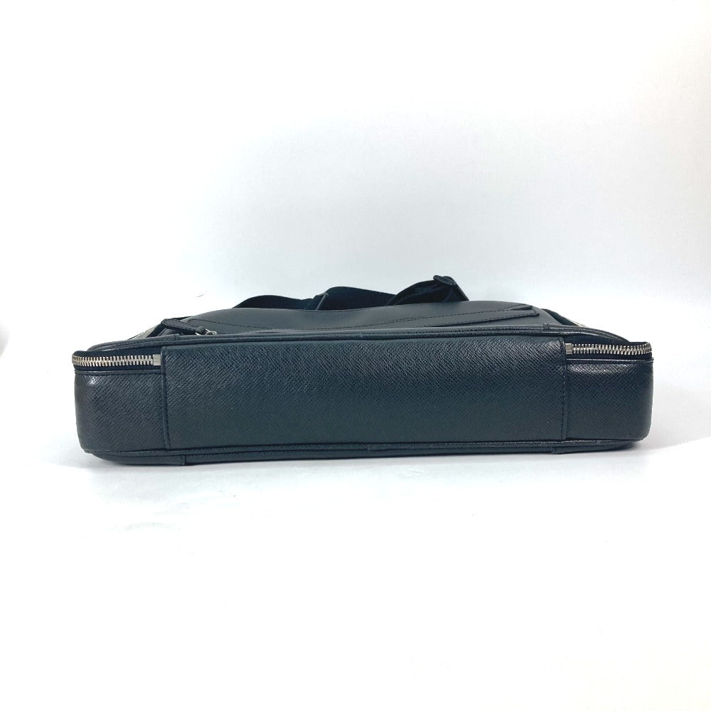 LOUIS VUITTON Business bag M32522 Taiga Leather black Taiga Porto Ordinatour Odessa mens Used Authentic